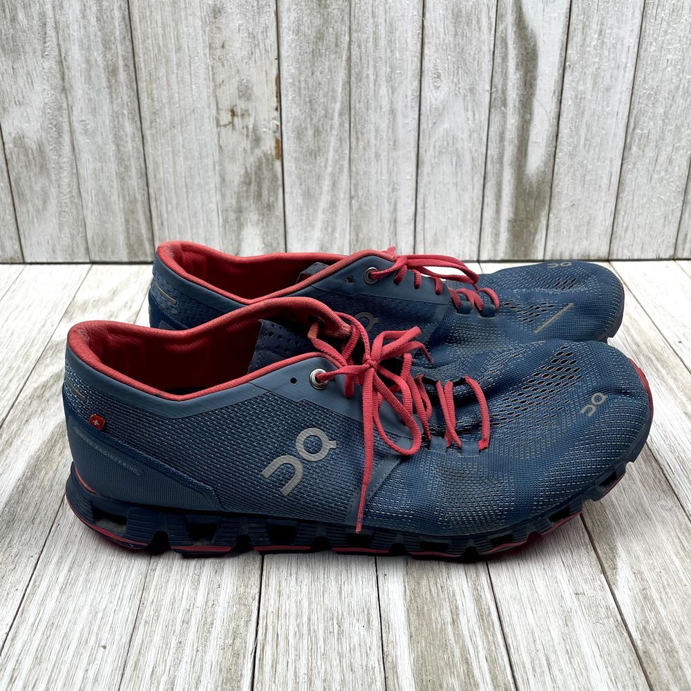 On Cloud Shoes Womens 10.5 Blue Sneakers Comfort Running Walking Outdoors